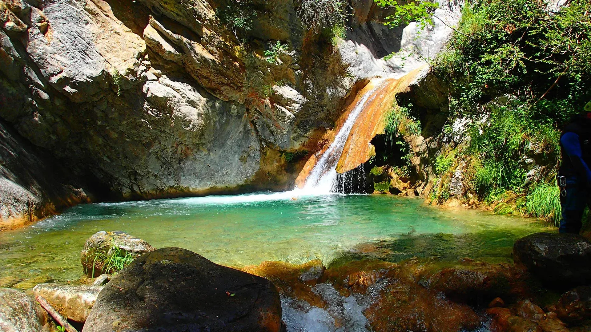 Formation initiateur canyon FFME : immersion entre engagement et pédagogie dans les Alpes-Maritimes